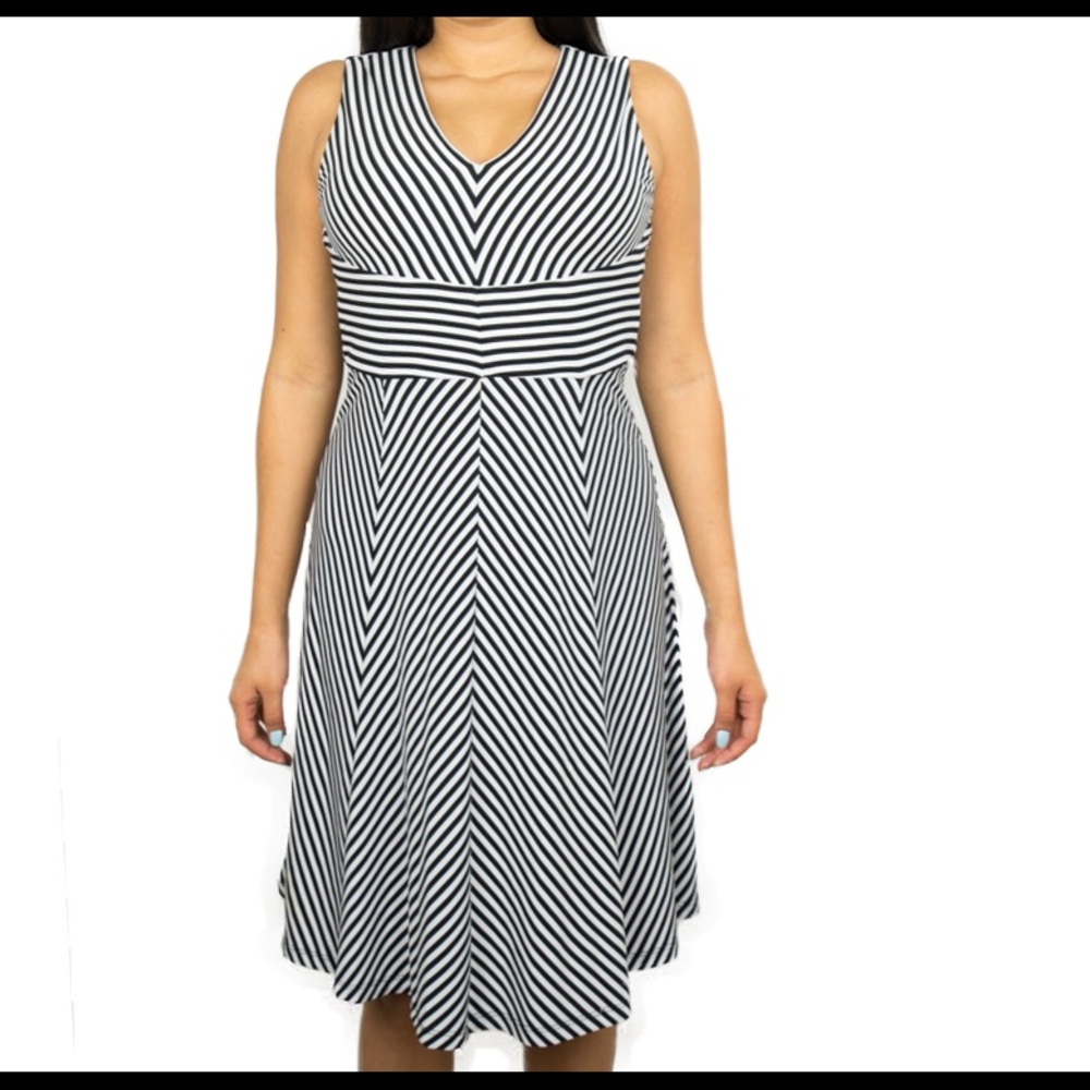 Calvin Klein dress in size 2.